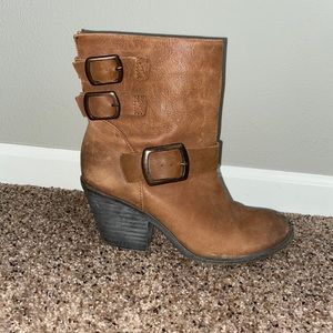 Lucky Brand boots